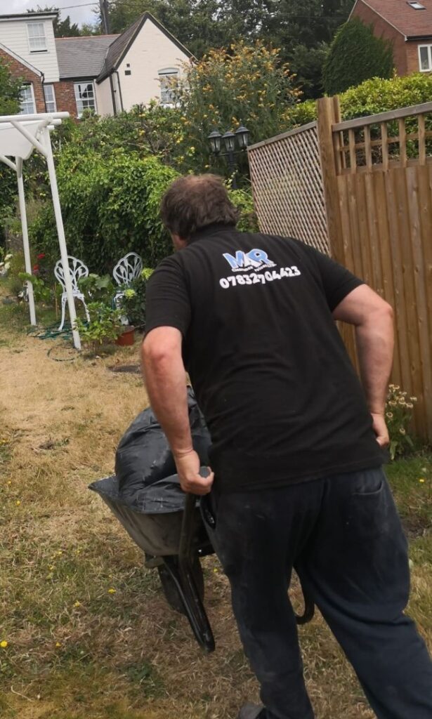 Trustworthy rubbish collection in Thanet. MAR Clearance offers house, garden, and commercial waste services. Fully licensed and rapid response within 24 hours.